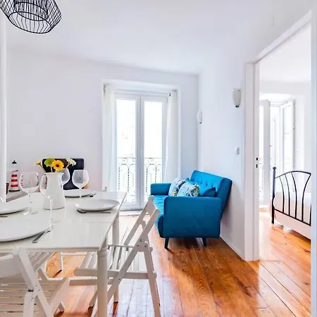 2br At Historical Chiado Daire