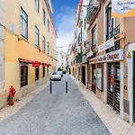 Appartamento 2br At Historical Chiado